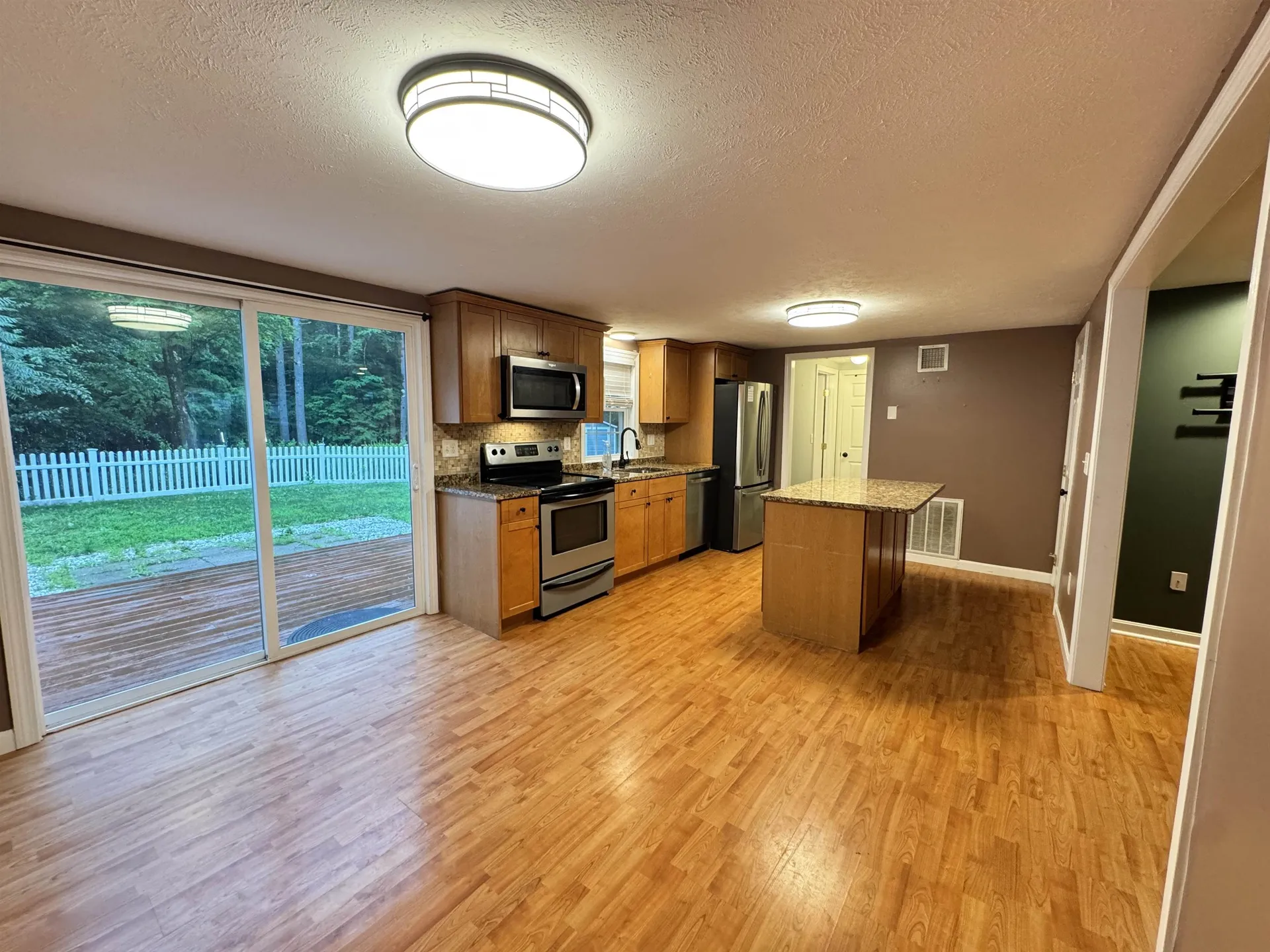 19 Deerwood Drive Amherst NH 03031