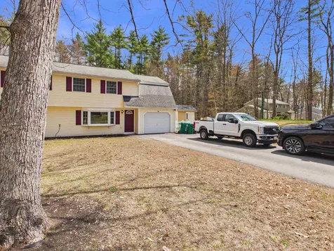 19 Deerwood Drive Amherst NH 03031