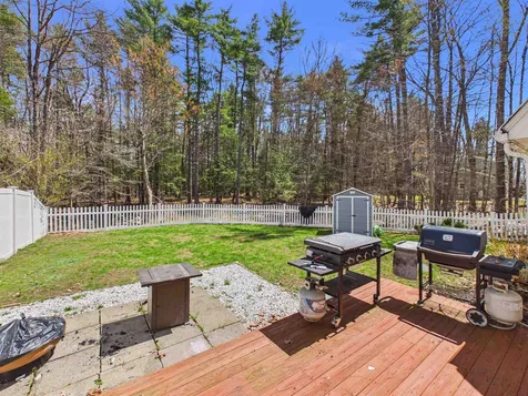 19 Deerwood Drive Amherst NH 03031