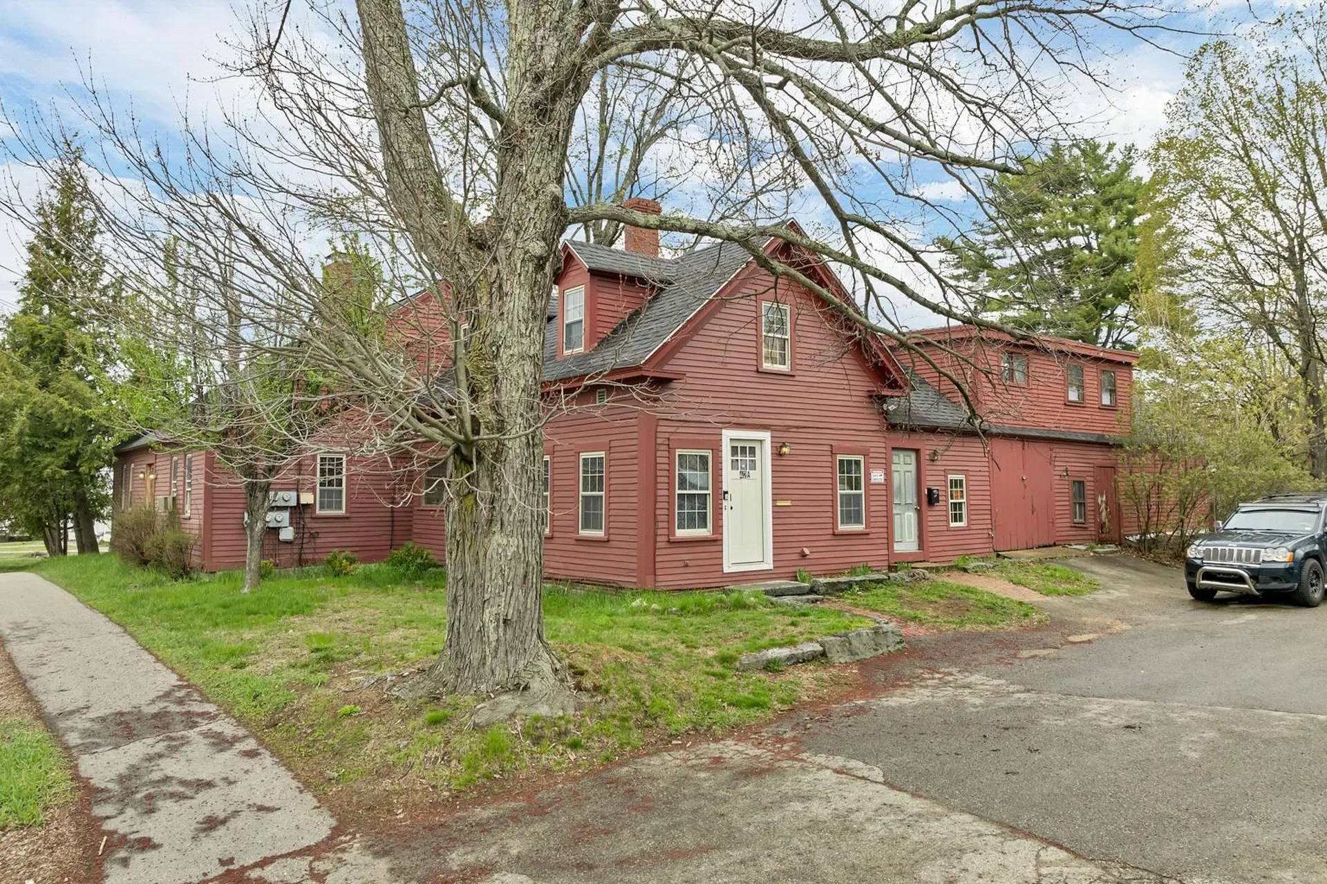 42 Gilford Avenue Laconia NH 03246