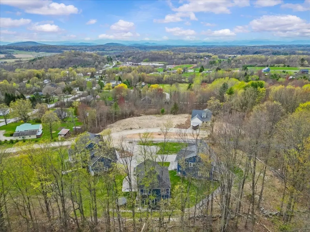 6 Theresa Way Hinesburg VT 05461