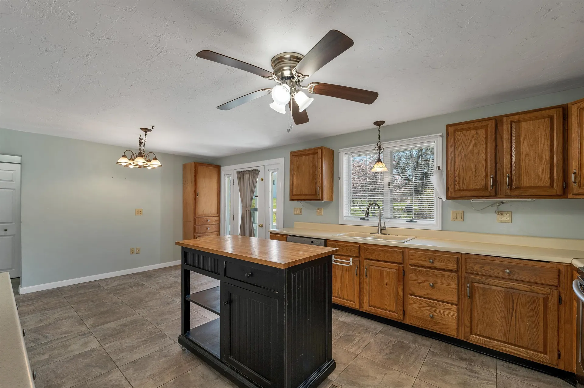 6 Marilyn Drive Belmont NH 03220