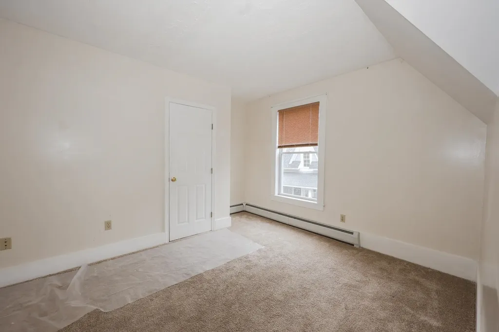 14 Chestnut Street Pittsfield NH 03263