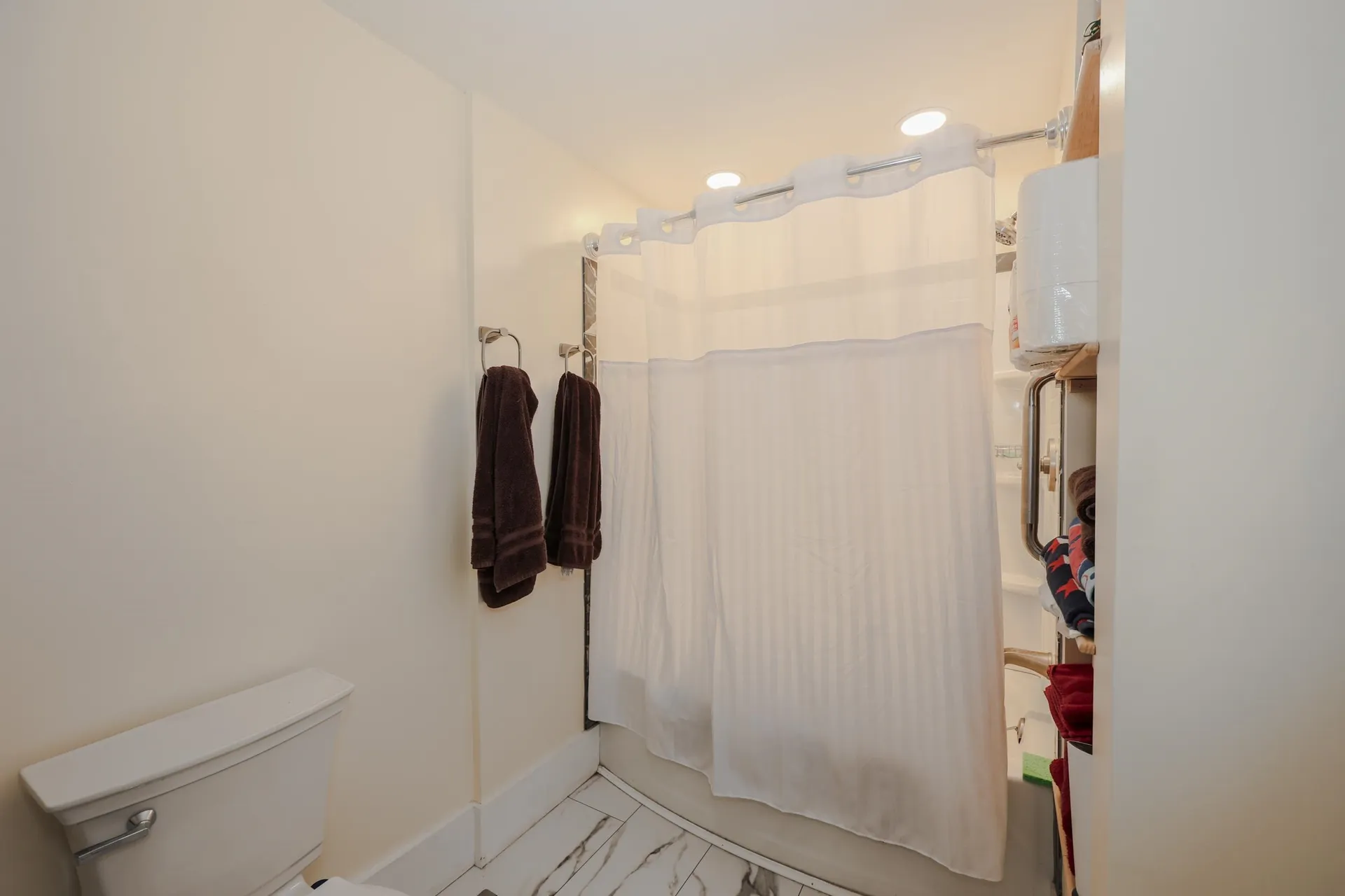 14 Chestnut Street Pittsfield NH 03263
