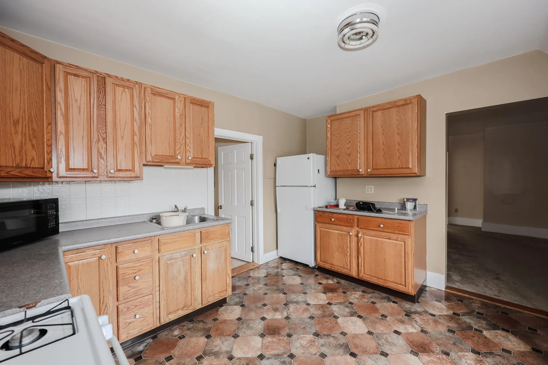 14 Chestnut Street Pittsfield NH 03263