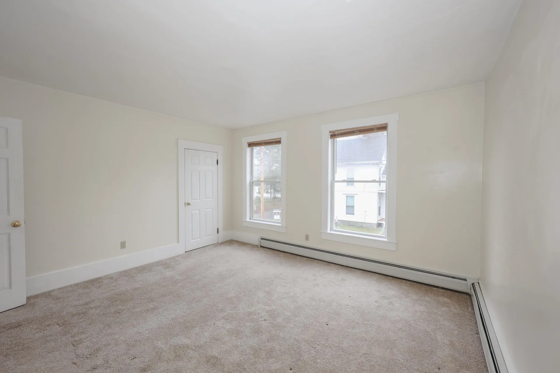 14 Chestnut Street Pittsfield NH 03263