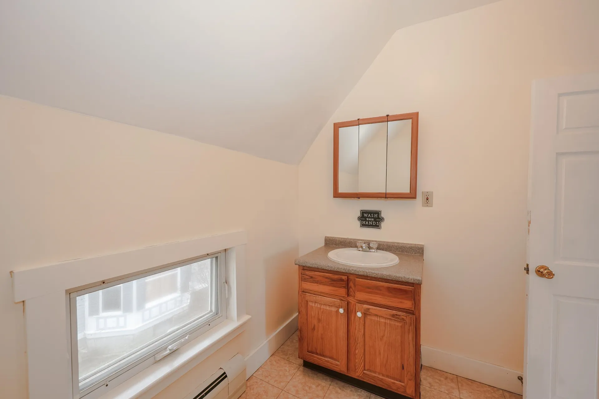 14 Chestnut Street Pittsfield NH 03263