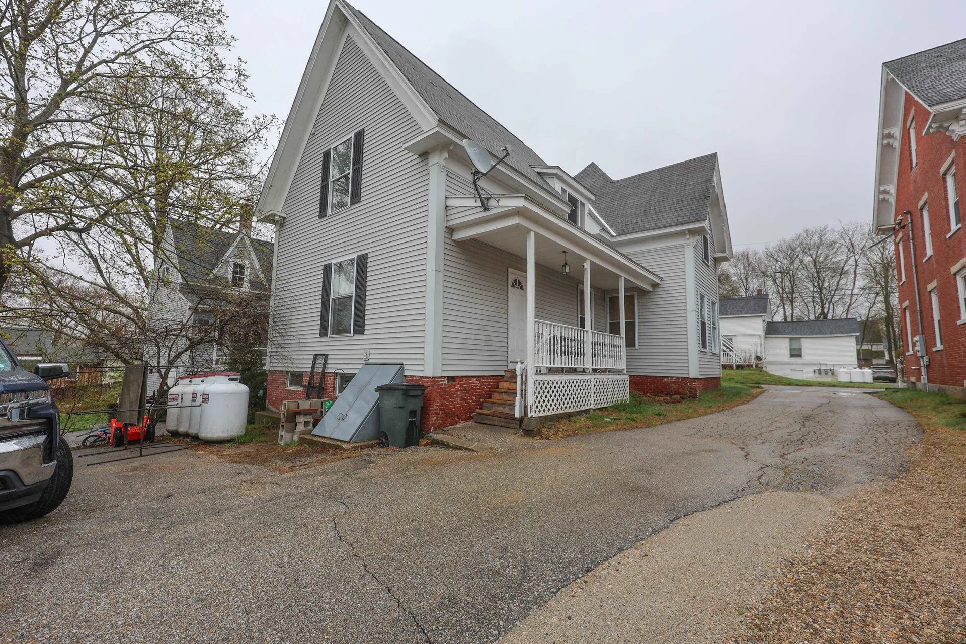 14 Chestnut Street Pittsfield NH 03263