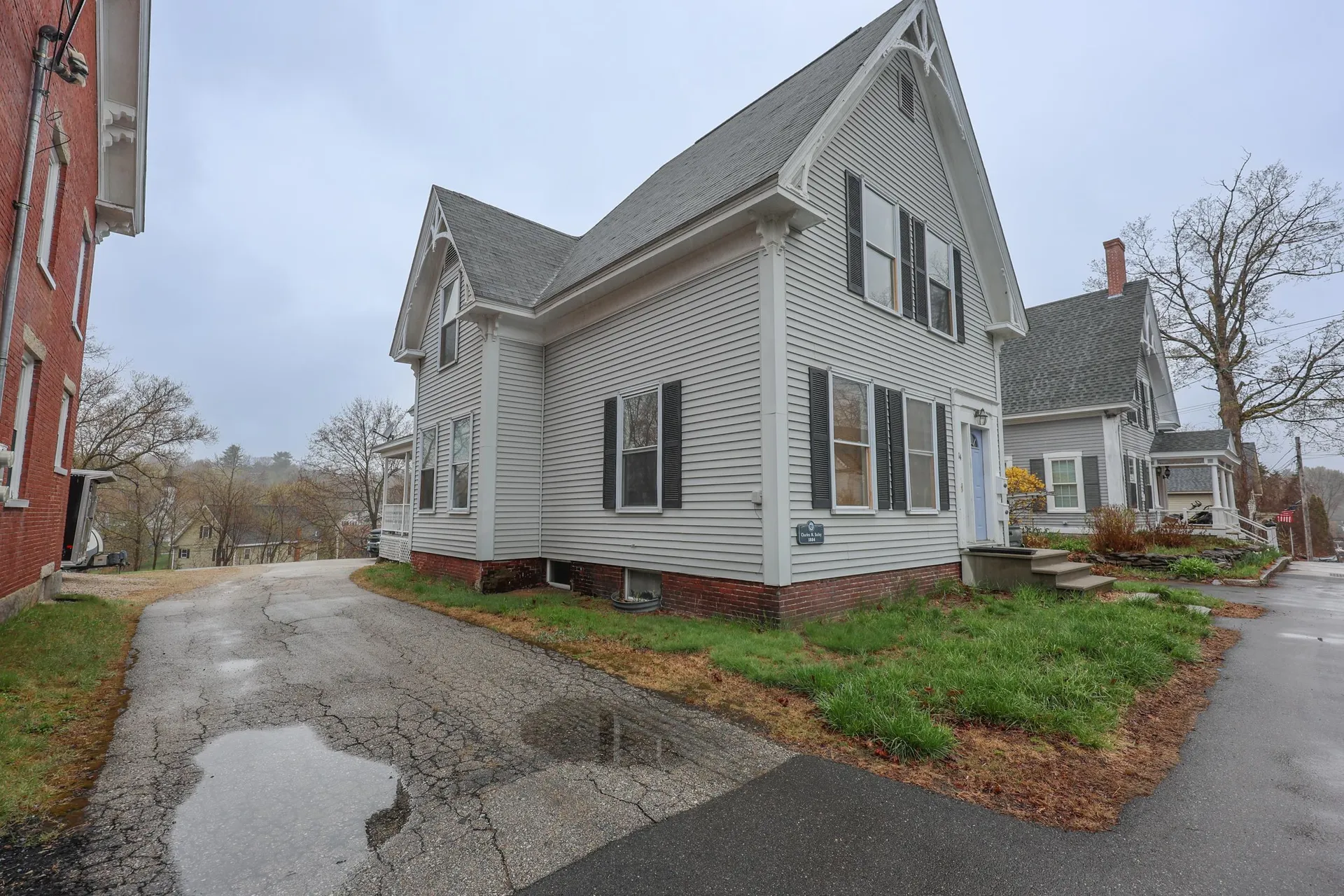 14 Chestnut Street Pittsfield NH 03263