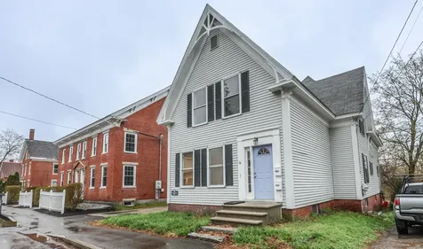 14 Chestnut Street Pittsfield NH 03263