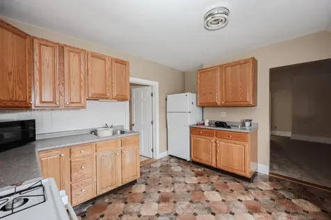 14 Chestnut Street Pittsfield NH 03263