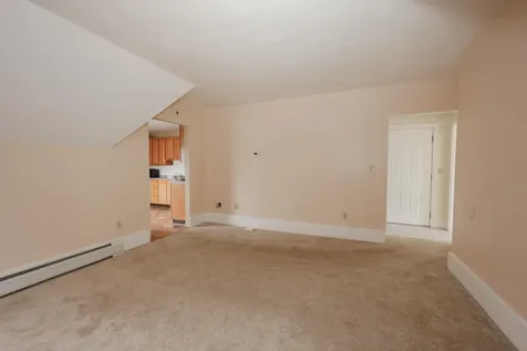 14 Chestnut Street Pittsfield NH 03263