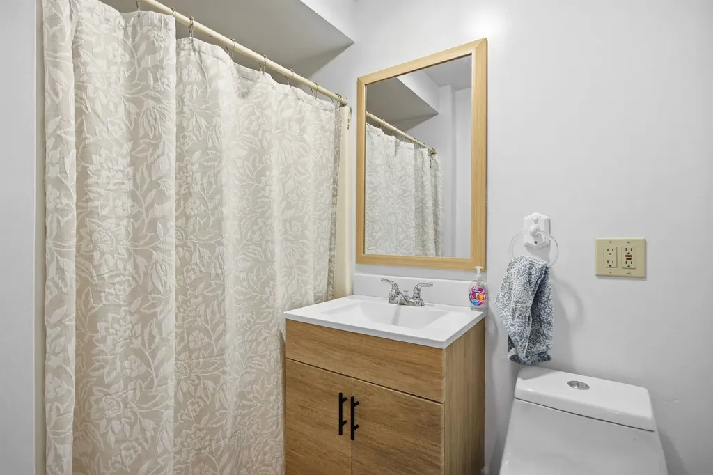 2 Garland Street Plymouth NH 03264