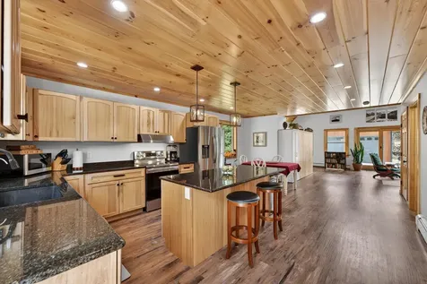 10 Mount Lafayette Way Bethlehem NH 03574