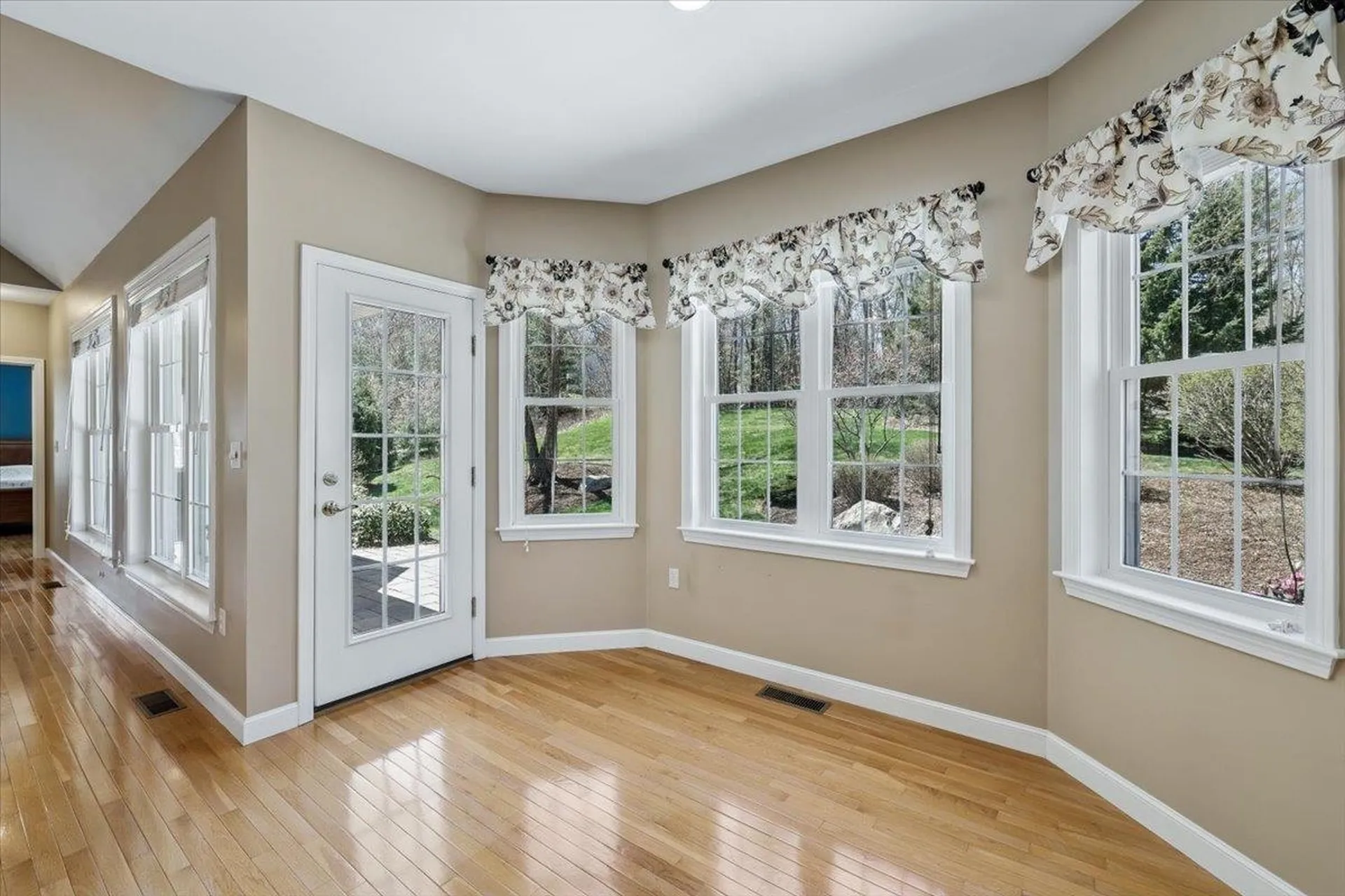 32 White Pine Lane Manchester NH 03102