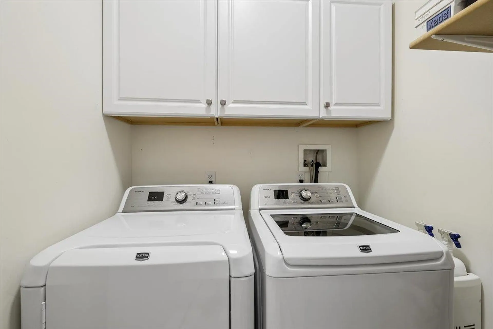 32 White Pine Lane Manchester NH 03102