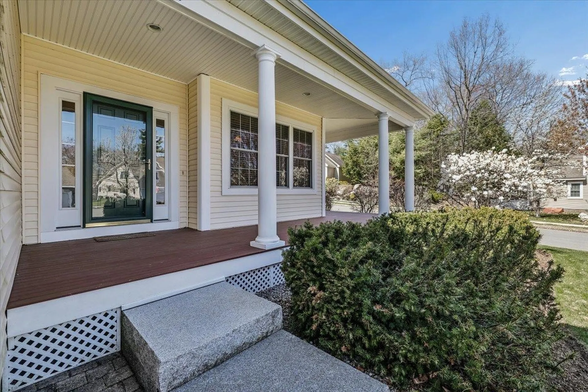 32 White Pine Lane Manchester NH 03102