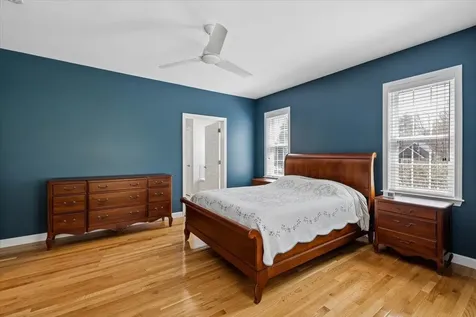 32 White Pine Lane Manchester NH 03102