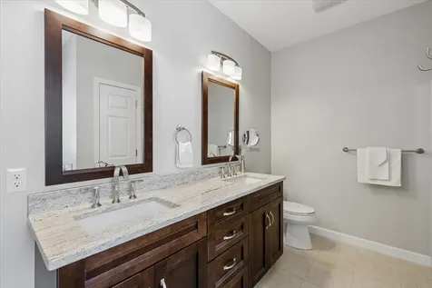 32 White Pine Lane Manchester NH 03102