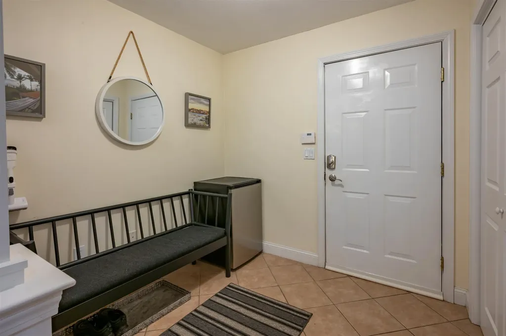 2 Lowther Place Nashua NH 03062