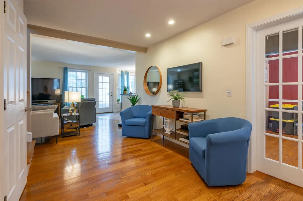 2 Lowther Place Nashua NH 03062
