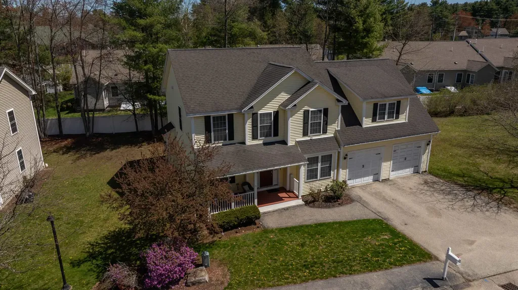 2 Lowther Place Nashua NH 03062