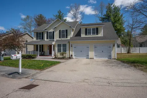 2 Lowther Place Nashua NH 03062