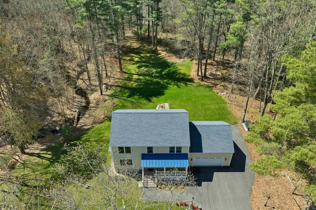 40 Mary Ann Avenue Salem NH 03079
