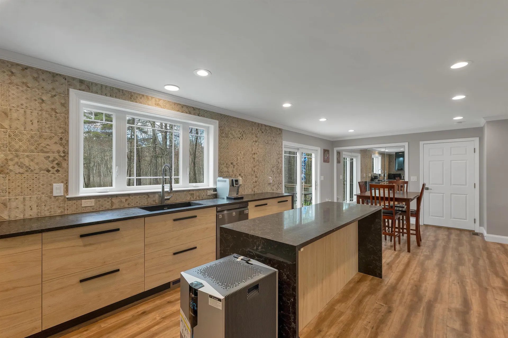 40 Mary Ann Avenue Salem NH 03079