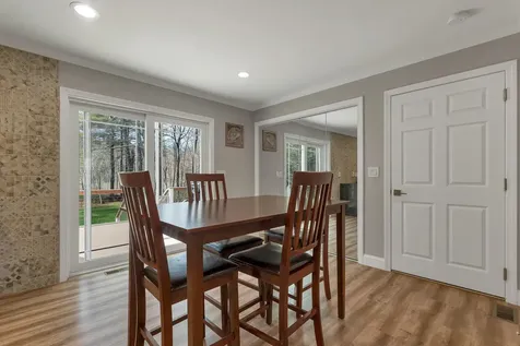 40 Mary Ann Avenue Salem NH 03079