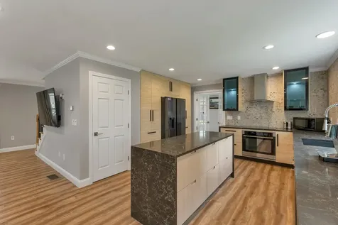 40 Mary Ann Avenue Salem NH 03079