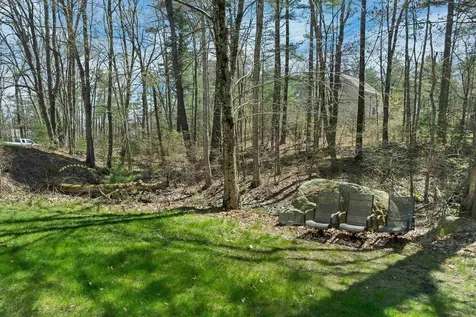 40 Mary Ann Avenue Salem NH 03079