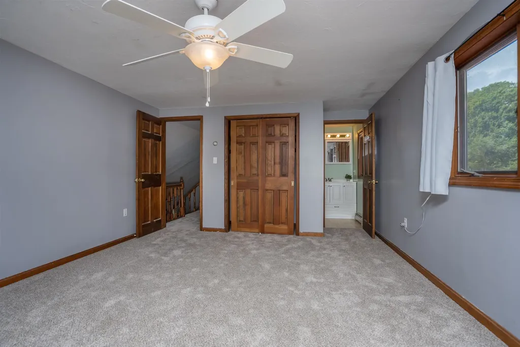 25 Oak Hill Drive Loudon NH 03307