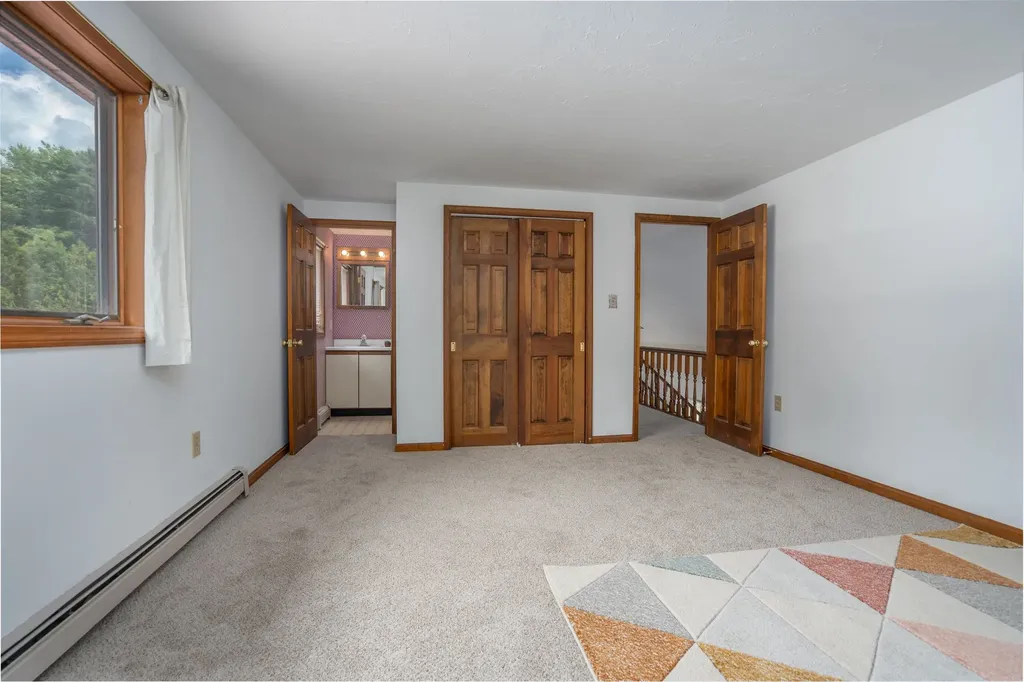 25 Oak Hill Drive Loudon NH 03307