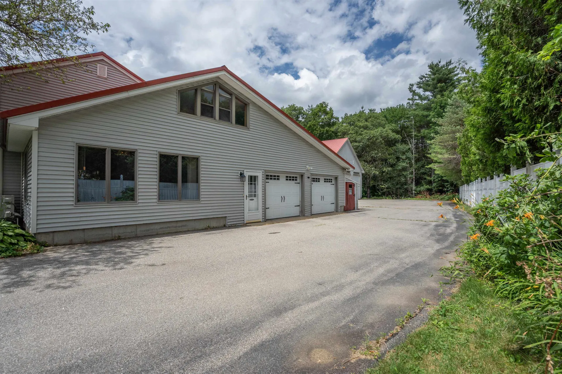 25 Oak Hill Drive Loudon NH 03307