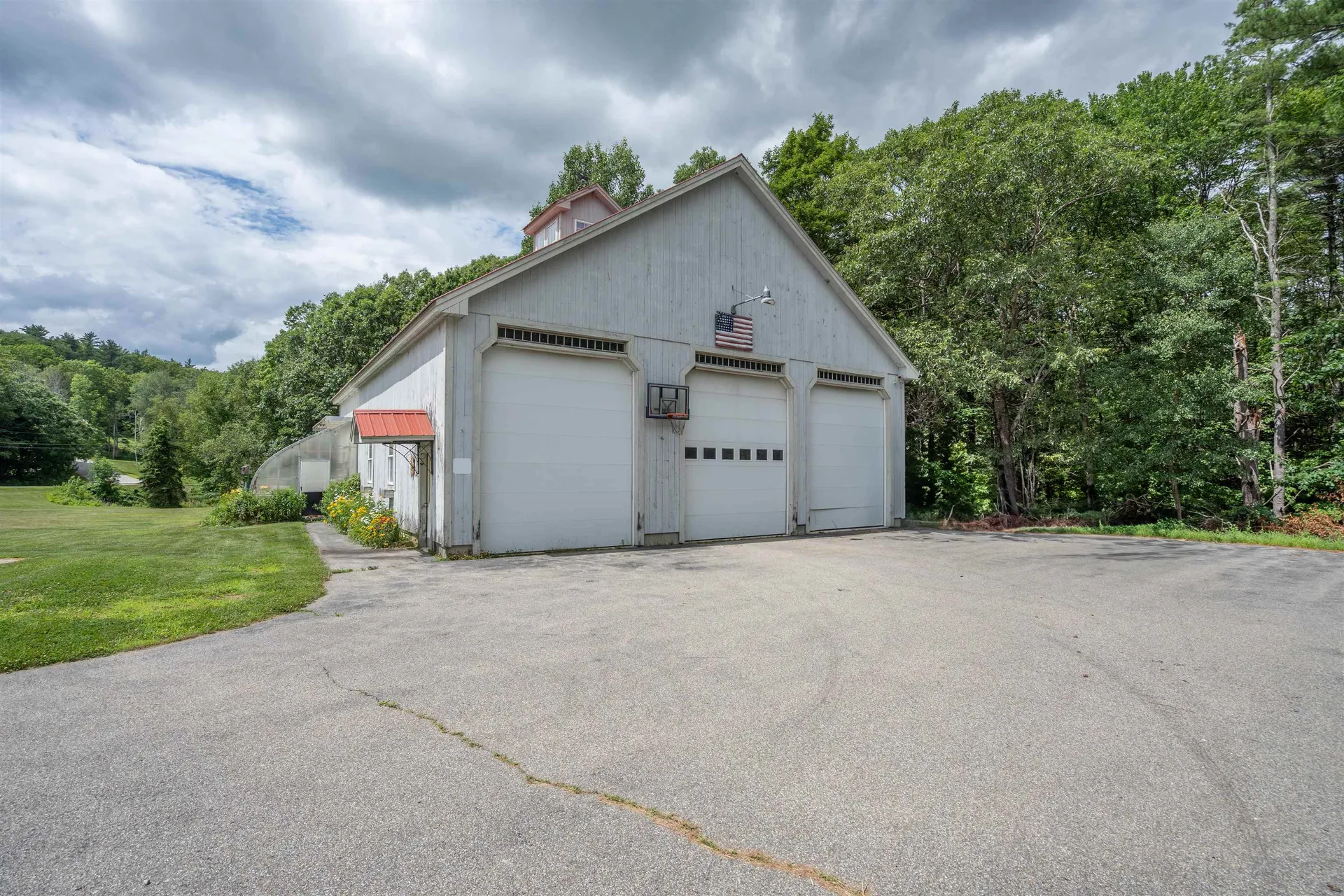 25 Oak Hill Drive Loudon NH 03307