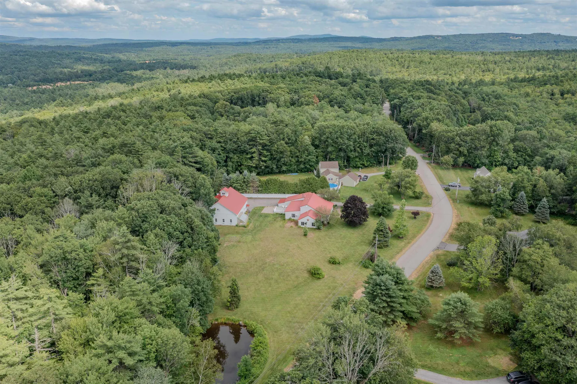 25 Oak Hill Drive Loudon NH 03307