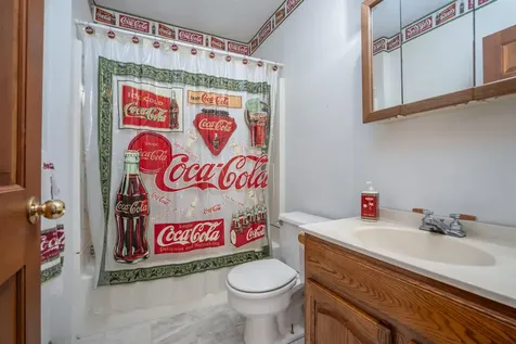 25 Oak Hill Drive Loudon NH 03307