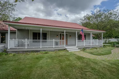 25 Oak Hill Drive Loudon NH 03307