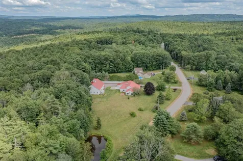 25 Oak Hill Drive Loudon NH 03307