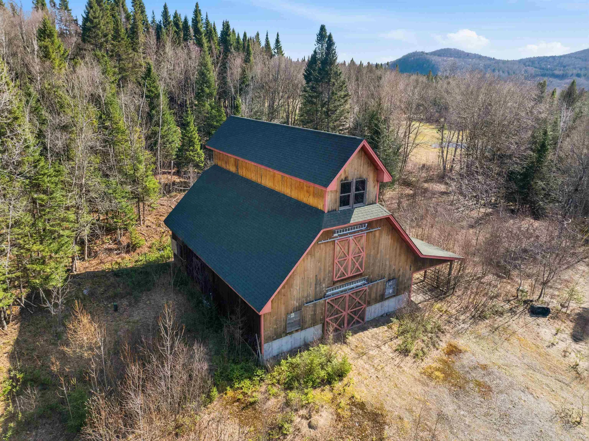 1660 Halls Stream Road Pittsburg NH 03592