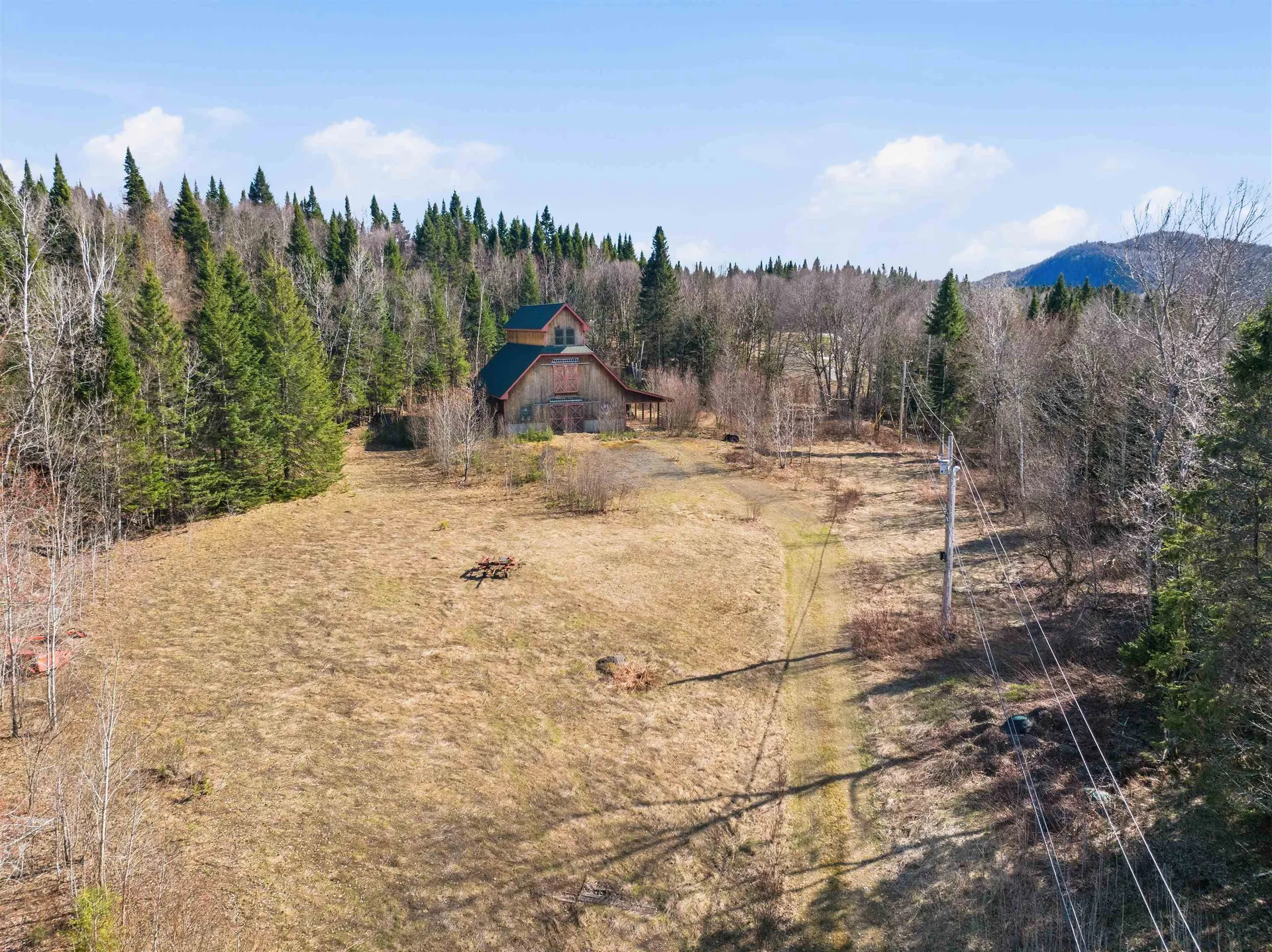 1660 Halls Stream Road Pittsburg NH 03592