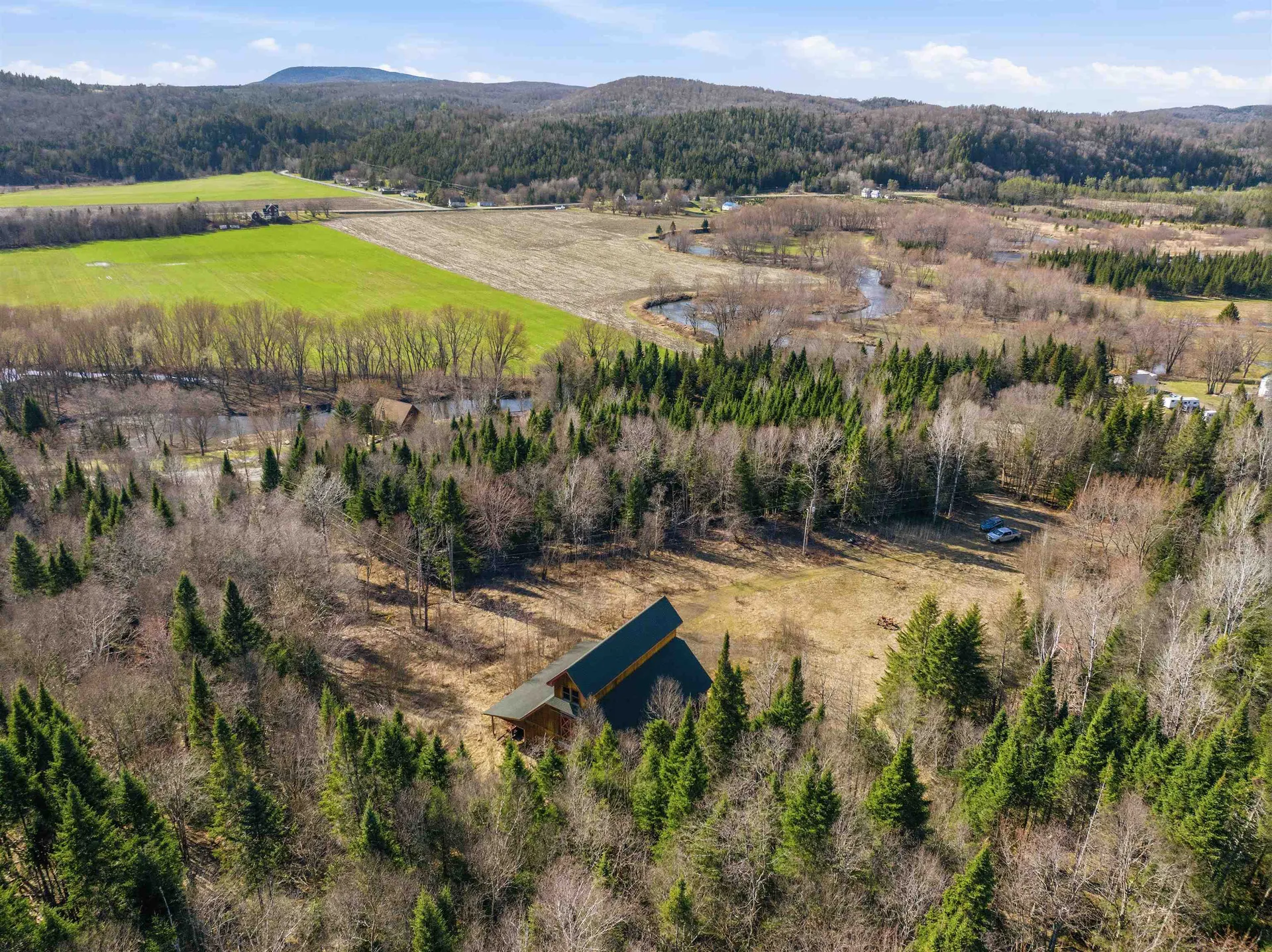 1660 Halls Stream Road Pittsburg NH 03592