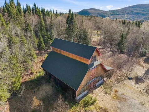 1660 Halls Stream Road Pittsburg NH 03592
