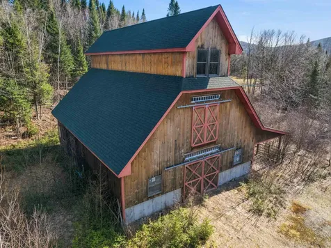 1660 Halls Stream Road Pittsburg NH 03592