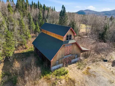 1660 Halls Stream Road Pittsburg NH 03592