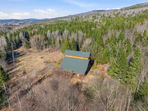 1660 Halls Stream Road Pittsburg NH 03592