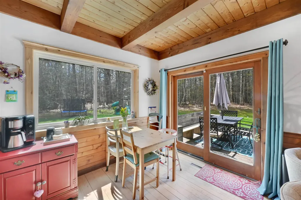 49 View Point Road Putney VT 05346
