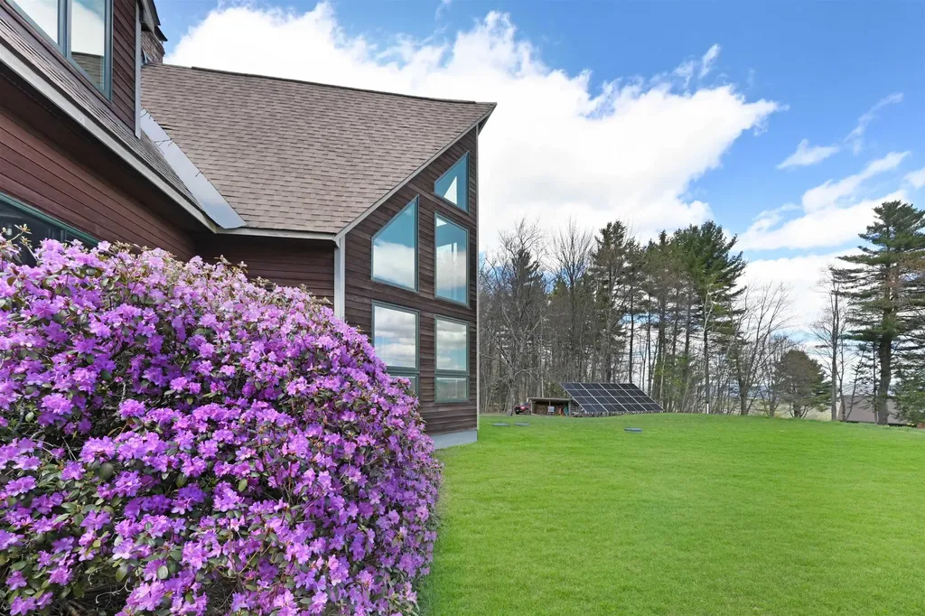 49 View Point Road Putney VT 05346
