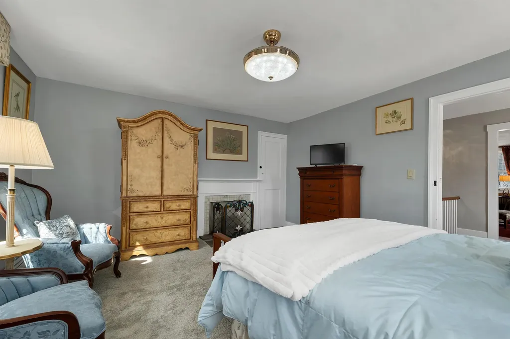 60 Highland Street Plymouth NH 03264